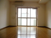 https://image.rentersnet.jp/6cec07ed-3843-4688-8c82-8c2029ccb9d8_property_picture_3220_large.jpg