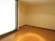 https://image.rentersnet.jp/7bded61e7ef24cfcc90356d15fe9861a_property_picture_3220_large.jpg