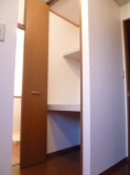 https://image.rentersnet.jp/aa78a7759be9b49d8e3b228035495e62_property_picture_3220_large.jpg