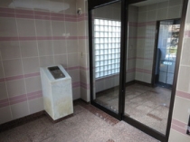 https://image.rentersnet.jp/bb8ae1b9a59d975de5b545af4c153d2e_property_picture_3220_large.jpg
