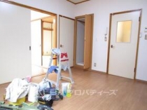 https://image.rentersnet.jp/42ab65cc-8441-4f9a-80e1-60904fdaf03e_property_picture_3220_large.jpg