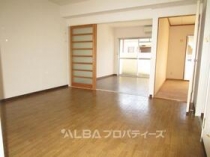 https://image.rentersnet.jp/b391f946-adda-4cef-88d8-6869d1004655_property_picture_3220_large.jpg