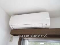 https://image.rentersnet.jp/d0106e3a-1d84-410f-9628-03d697d2f7ea_property_picture_3220_large.jpg