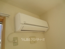 https://image.rentersnet.jp/e1e0b079-c88c-48c2-ba40-794c60d92898_property_picture_3220_large.jpg