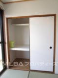 https://image.rentersnet.jp/e6c5b52e-2e5f-405b-8af7-f3274de12576_property_picture_3220_large.jpg