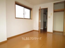 https://image.rentersnet.jp/fe1388d2-8577-4d8f-aa28-2391a9200edc_property_picture_3220_large.jpg